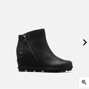 Sorel Joan of arctic wedge, size 11 women, black, great condition